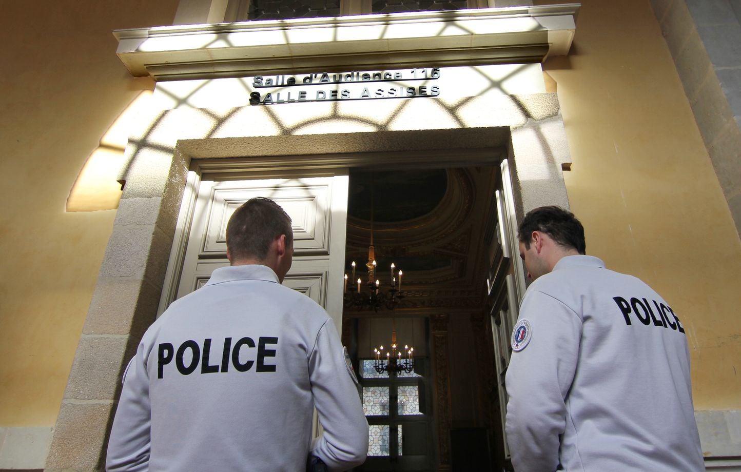 “No lo reconocimos”… Dos hombres juzgados en Rennes por haber matado a golpes a su hermano, tomado por intruso “No lo reconocimos”… Dos hombres juzgados en Rennes por haber matado a golpes a su hermano, tomado por intruso